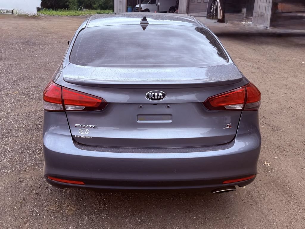Used 2018 Kia Forte S FWD image 4
