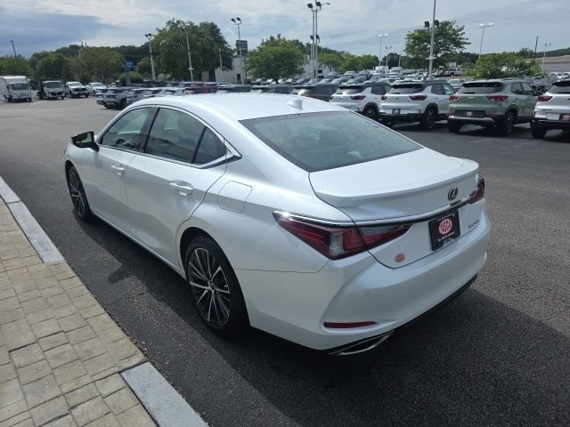 Used 2025 Lexus ES 350 w/ Premium Package FWD image 4