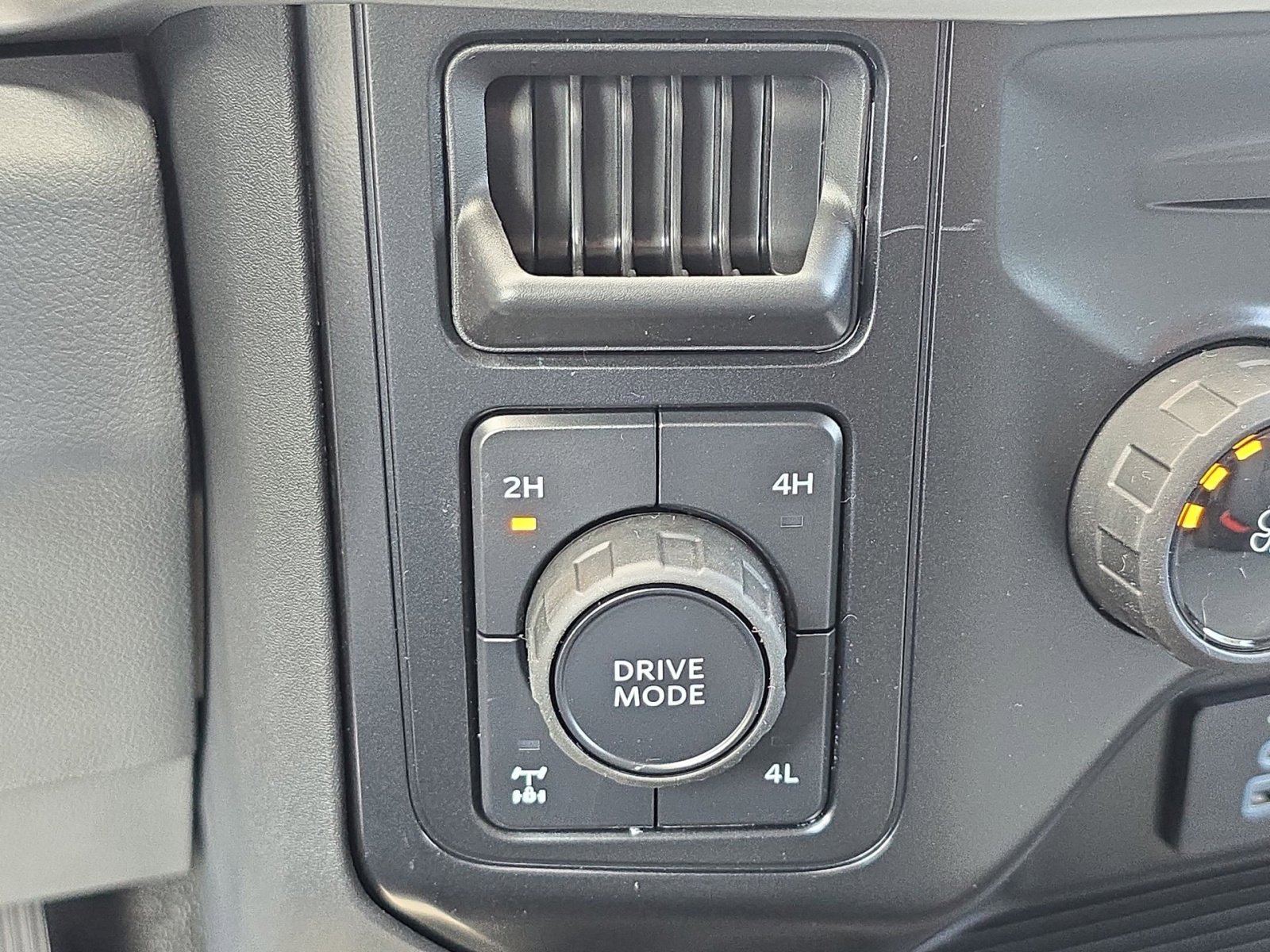 New 2026 Ford F250 XL w/ FX4 Off-Road Package image 26