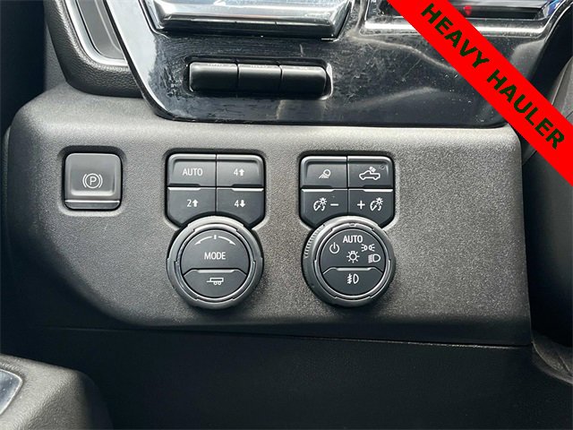 Used 2024 Chevrolet Silverado 3500 High Country w/ High Country Premium Package image 26
