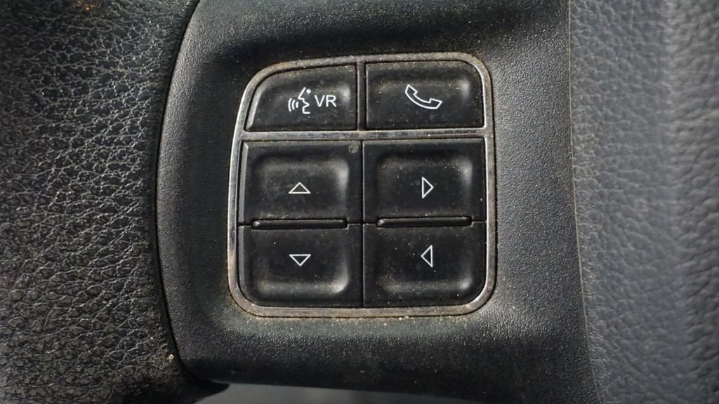 Used 2015 RAM 1500 Express image 34