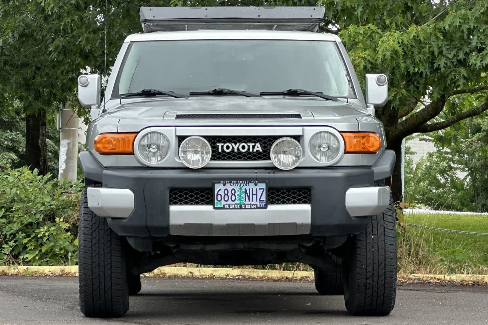 Used 2011 Toyota FJ Cruiser 4WD w/ Convenience Pkg image 10