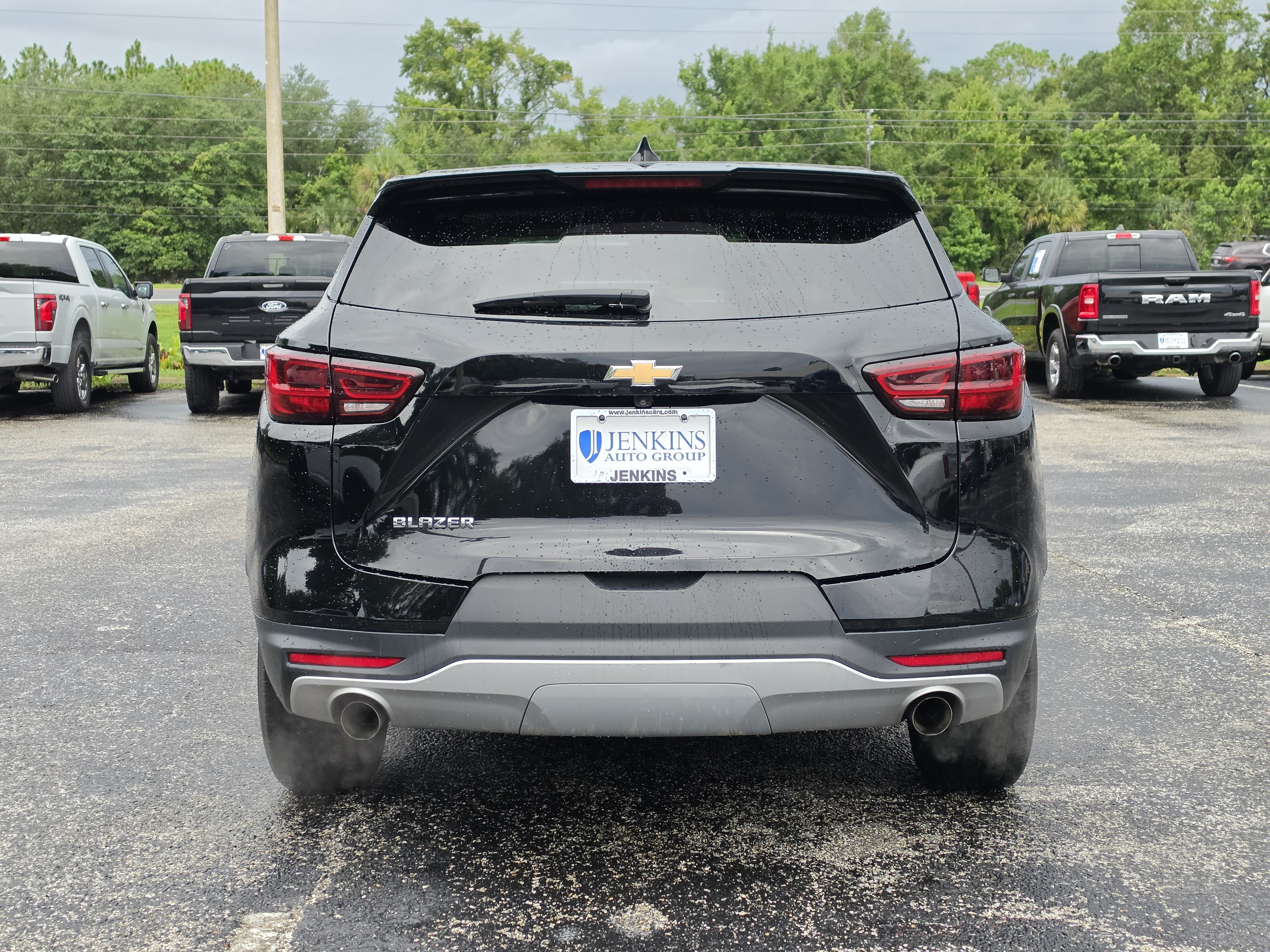 Used 2025 Chevrolet Blazer LT FWD image 6