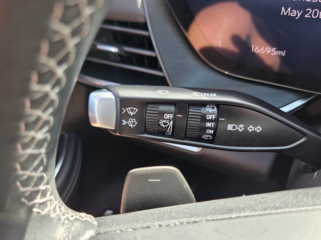 Certified 2024 Buick Envision Preferred AWD/4WD image 27