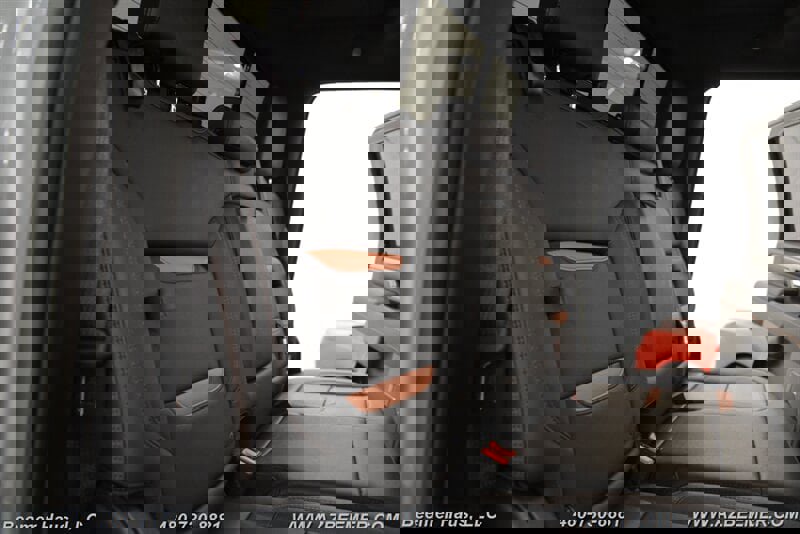 Used 2024 GMC Sierra 2500 AT4 w/ AT4 Premium Plus Package image 24