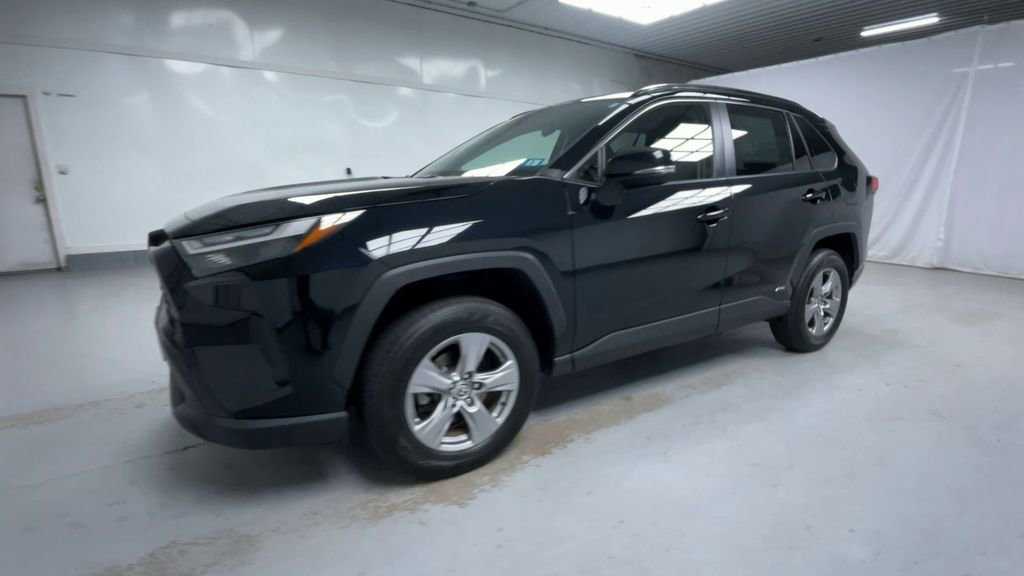 Certified 2023 Toyota RAV4 XLE image 20