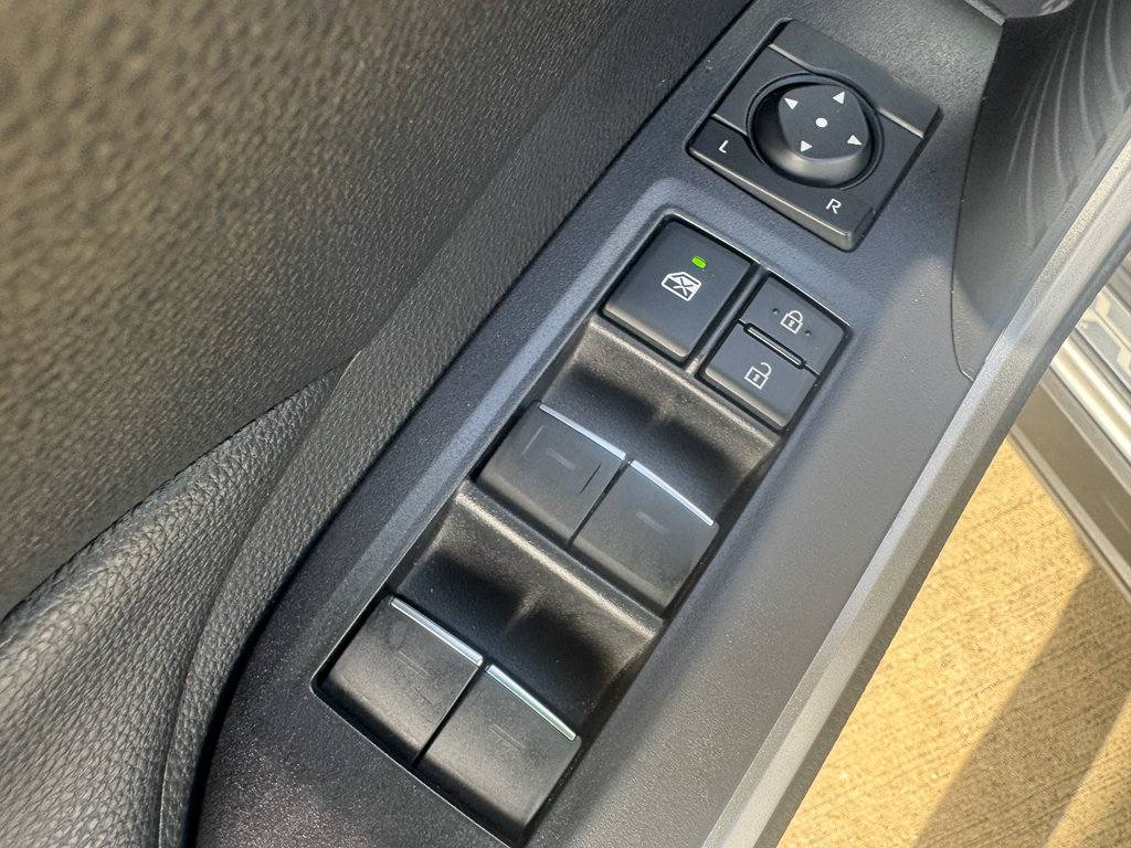 Used 2023 Toyota RAV4 SE w/ Convenience Package AWD/4WD image 11