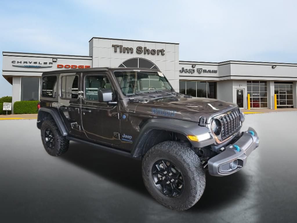 Used 2024 Jeep Wrangler Unlimited AWD/4WD image 6