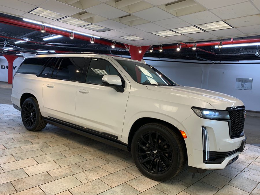 Used 2022 Cadillac Escalade ESV Sport w/ Touring Package AWD/4WD image 10