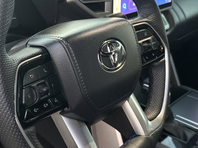 Used 2025 Toyota Tundra Platinum AWD/4WD image 29