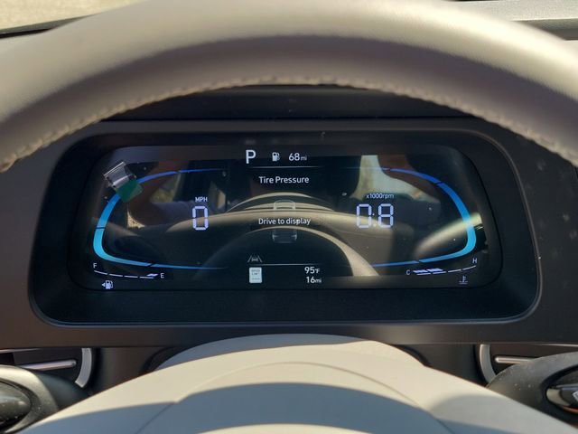 New 2026 Hyundai Elantra Sport FWD image 9