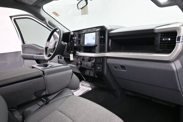 Used 2024 Ford F250 XL w/ STX Appearance Package AWD/4WD image 35
