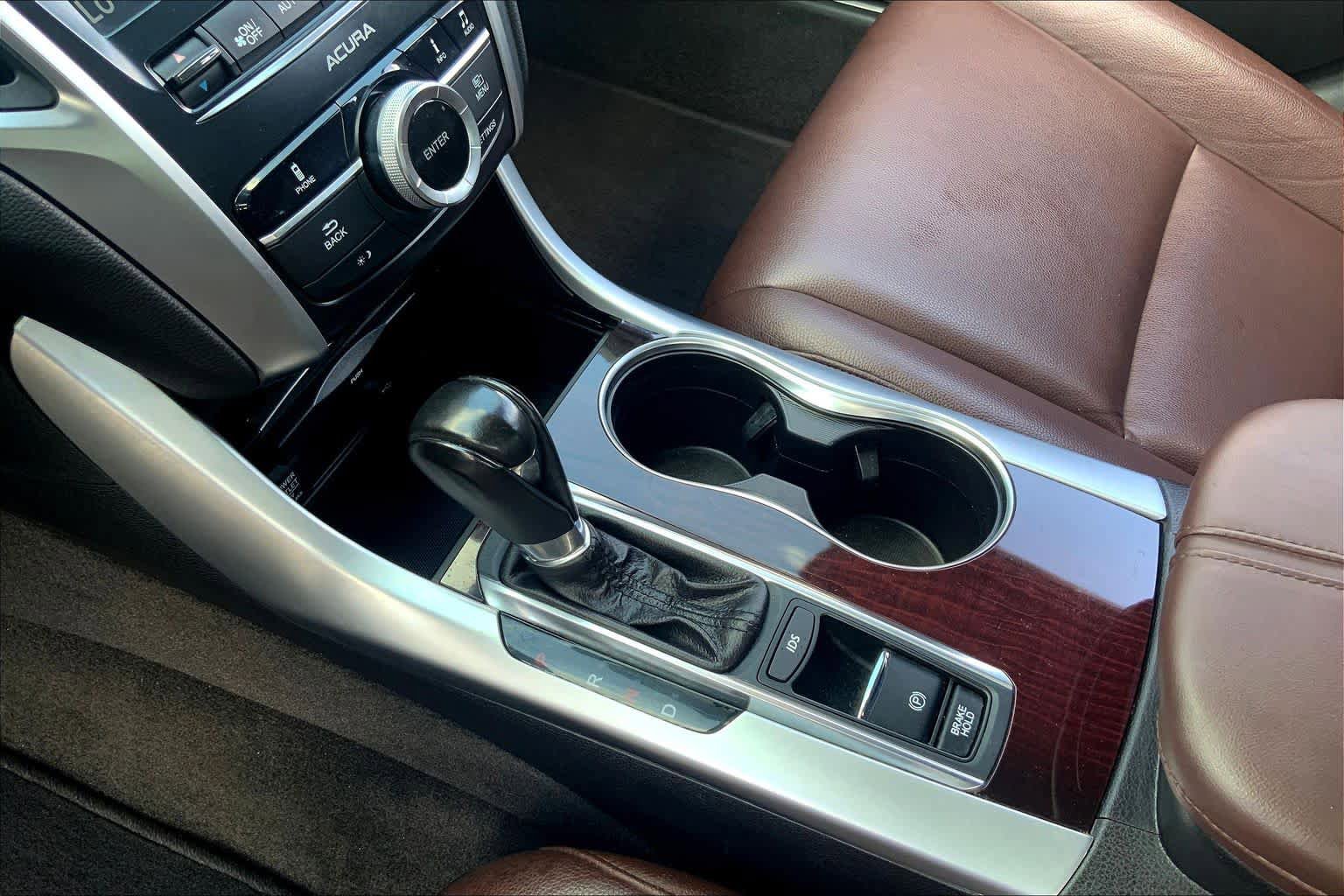 Used 2015 Acura TLX FWD image 16
