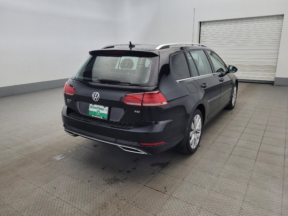 Used 2018 Volkswagen Golf SEL image 9