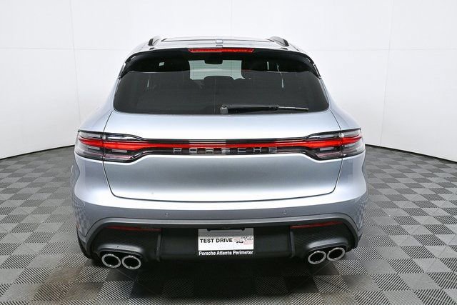 Certified 2026 Porsche Macan AWD/4WD image 31