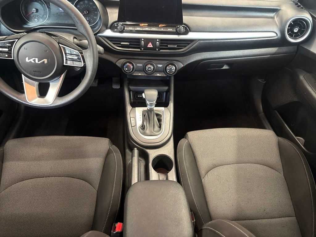 Certified 2023 Kia Forte LXS w/ LXS Technology Package FWD image 7