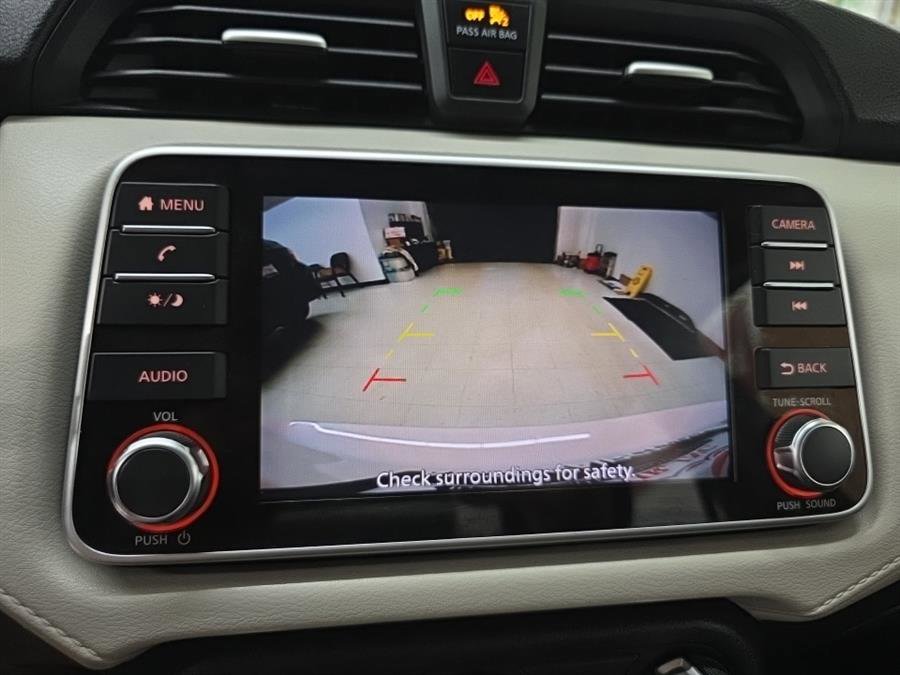 Used 2021 Nissan Versa SV image 27