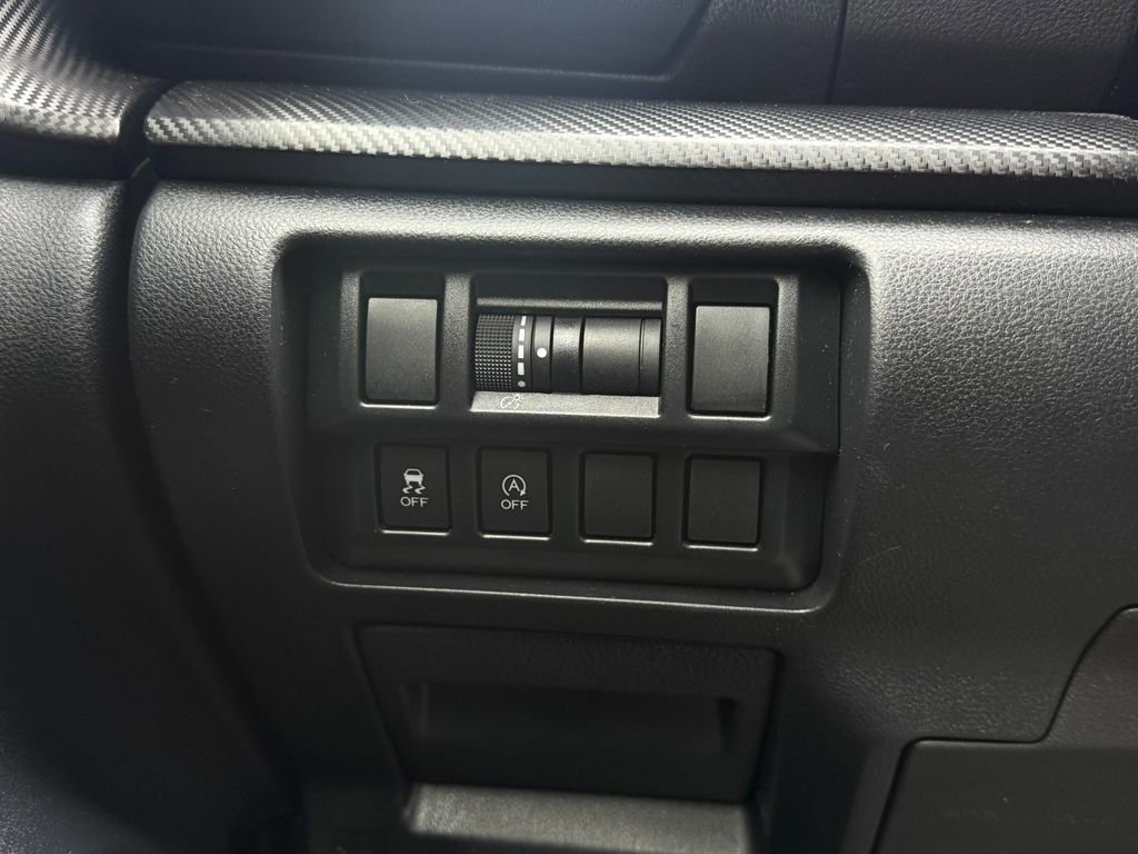 Used 2020 Subaru Crosstrek 2.0i Premium image 17