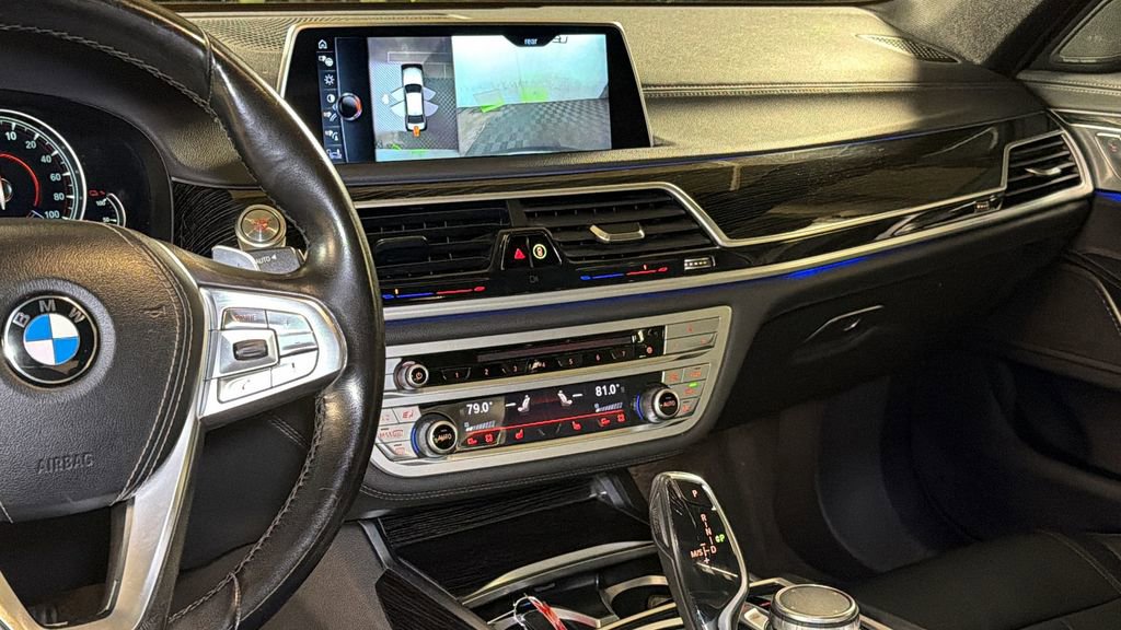 Used 2017 BMW 740e xDrive image 17