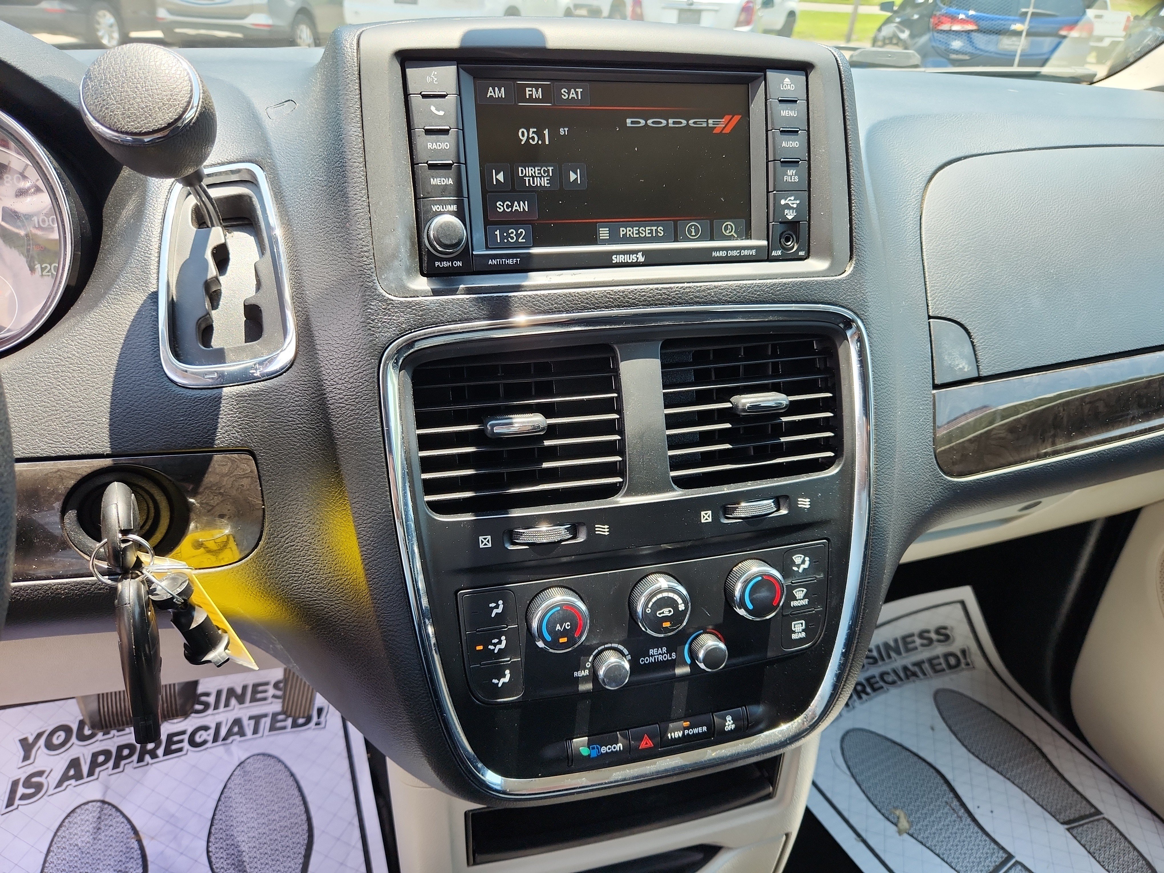 Used 2016 Dodge Grand Caravan SE w/ Quick Order Package 29E SE FWD image 20