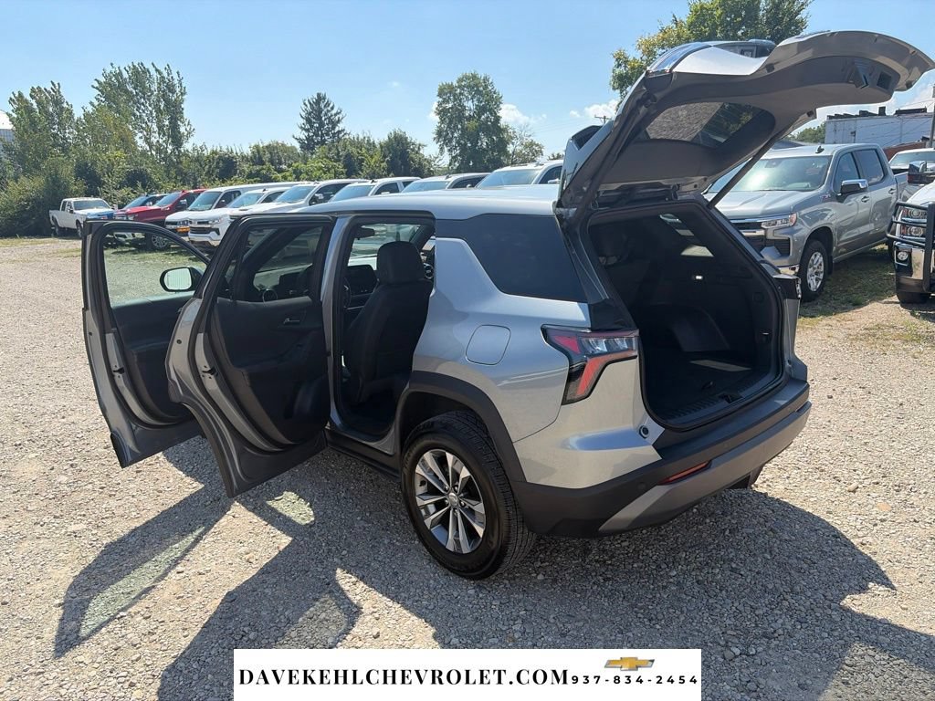 Used 2026 Chevrolet Equinox LT w/ Convenience Package II FWD image 27