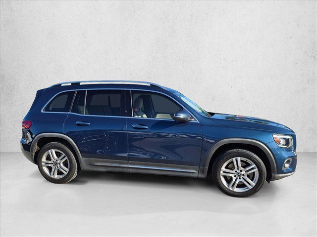 Used 2021 Mercedes-Benz GLB 250 image 4