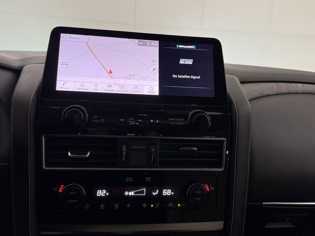 Used 2024 INFINITI QX80 Premium Select w/ Cargo Package image 23