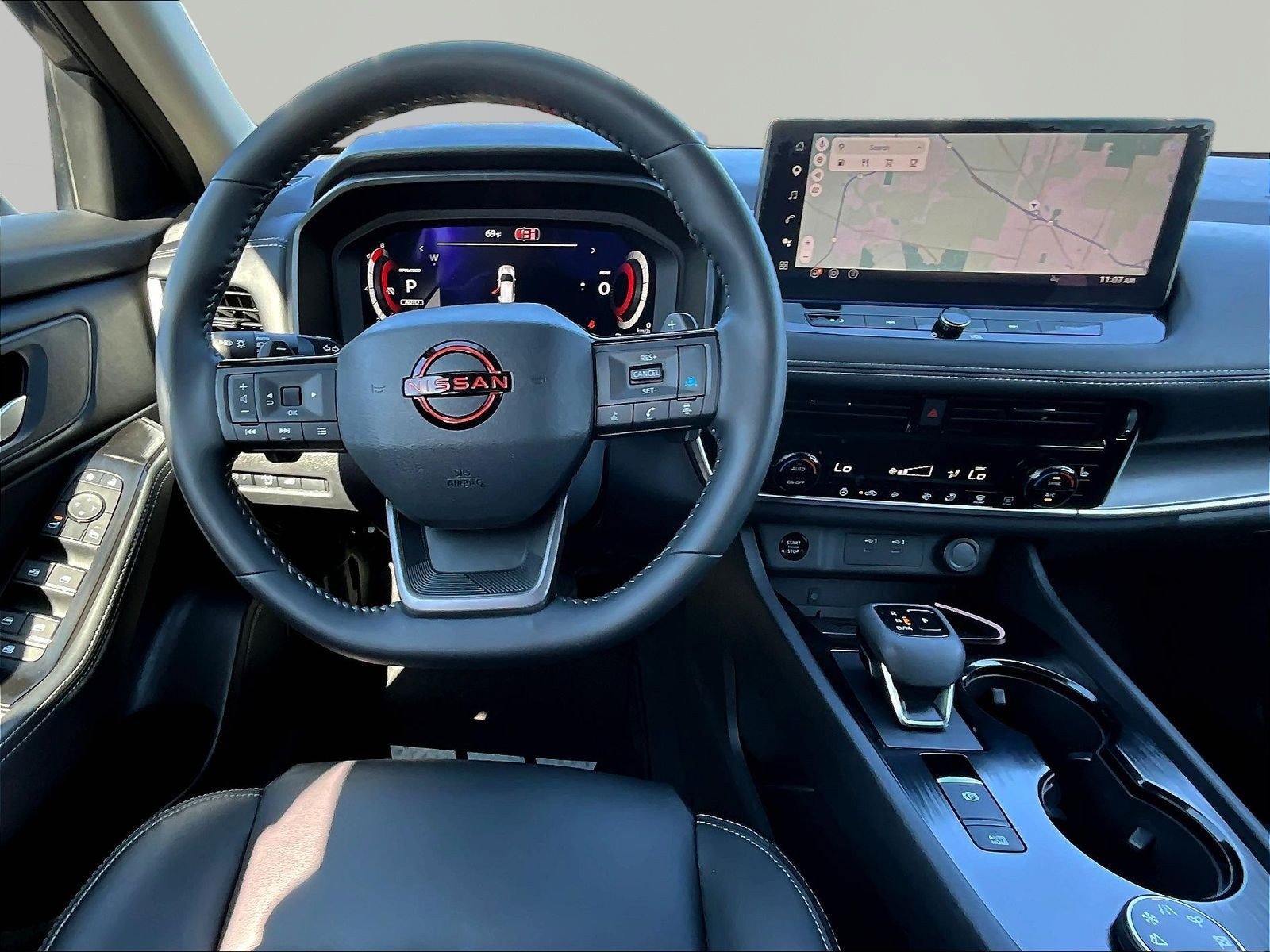 Used 2026 Nissan Rogue SL AWD/4WD image 8