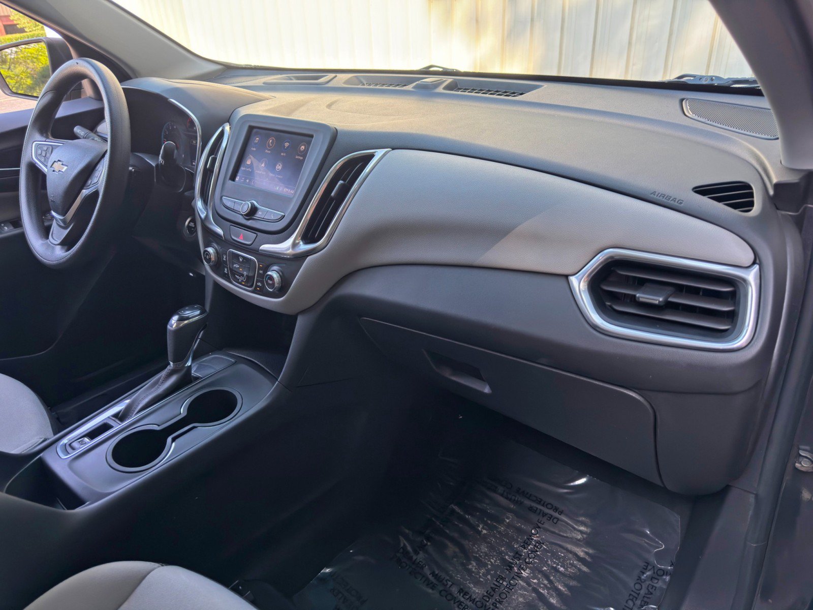 Used 2020 Chevrolet Equinox LS FWD image 12