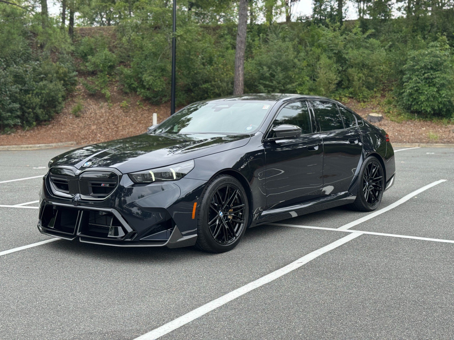 Used 2026 BMW M5 w/ Carbon Package AWD/4WD image 4