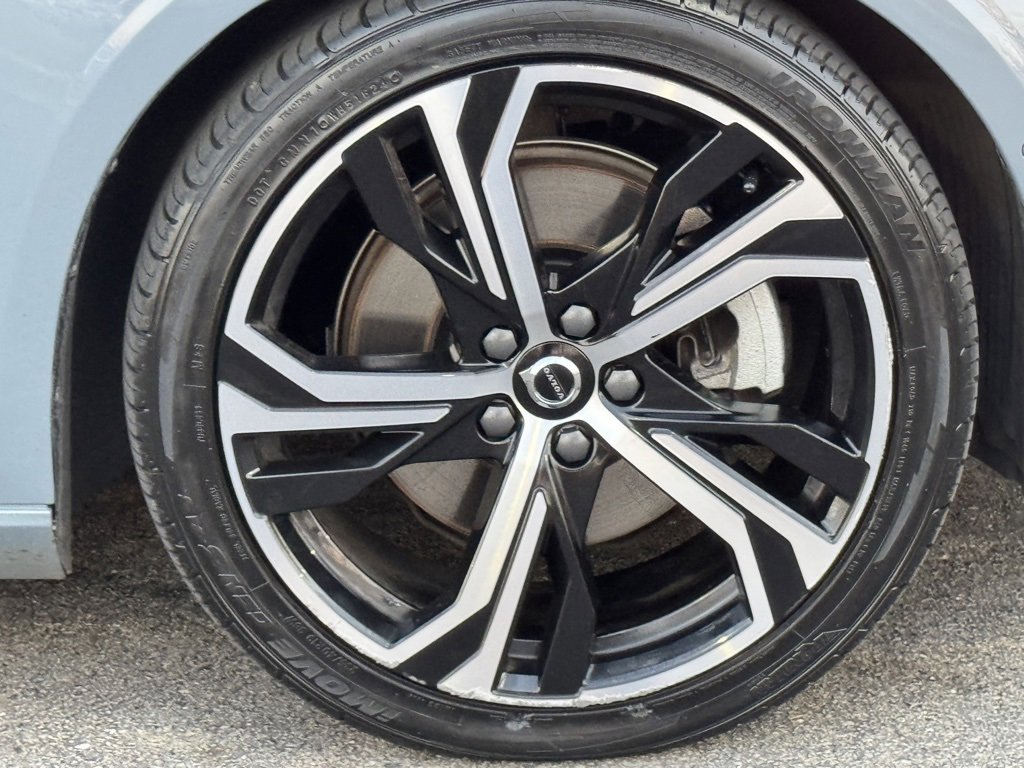 Used 2024 Volvo S60 B5 Plus image 10