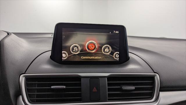 Used 2018 MAZDA MAZDA3 Sport FWD image 24