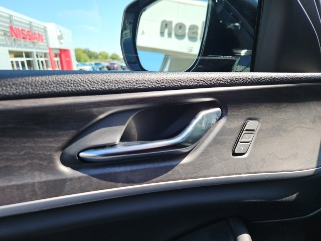 New 2025 Jeep Grand Cherokee Limited w/ Luxury Tech Group II image 30