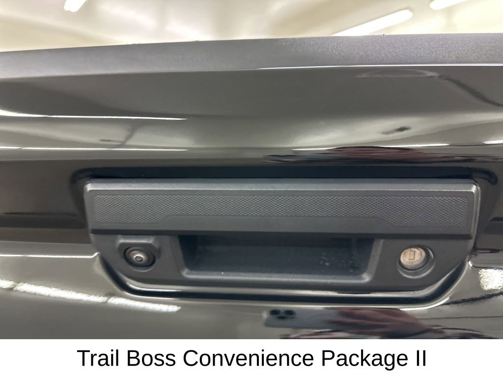 Used 2024 Chevrolet Colorado Trail Boss w/ Advanced Trailering Package image 16