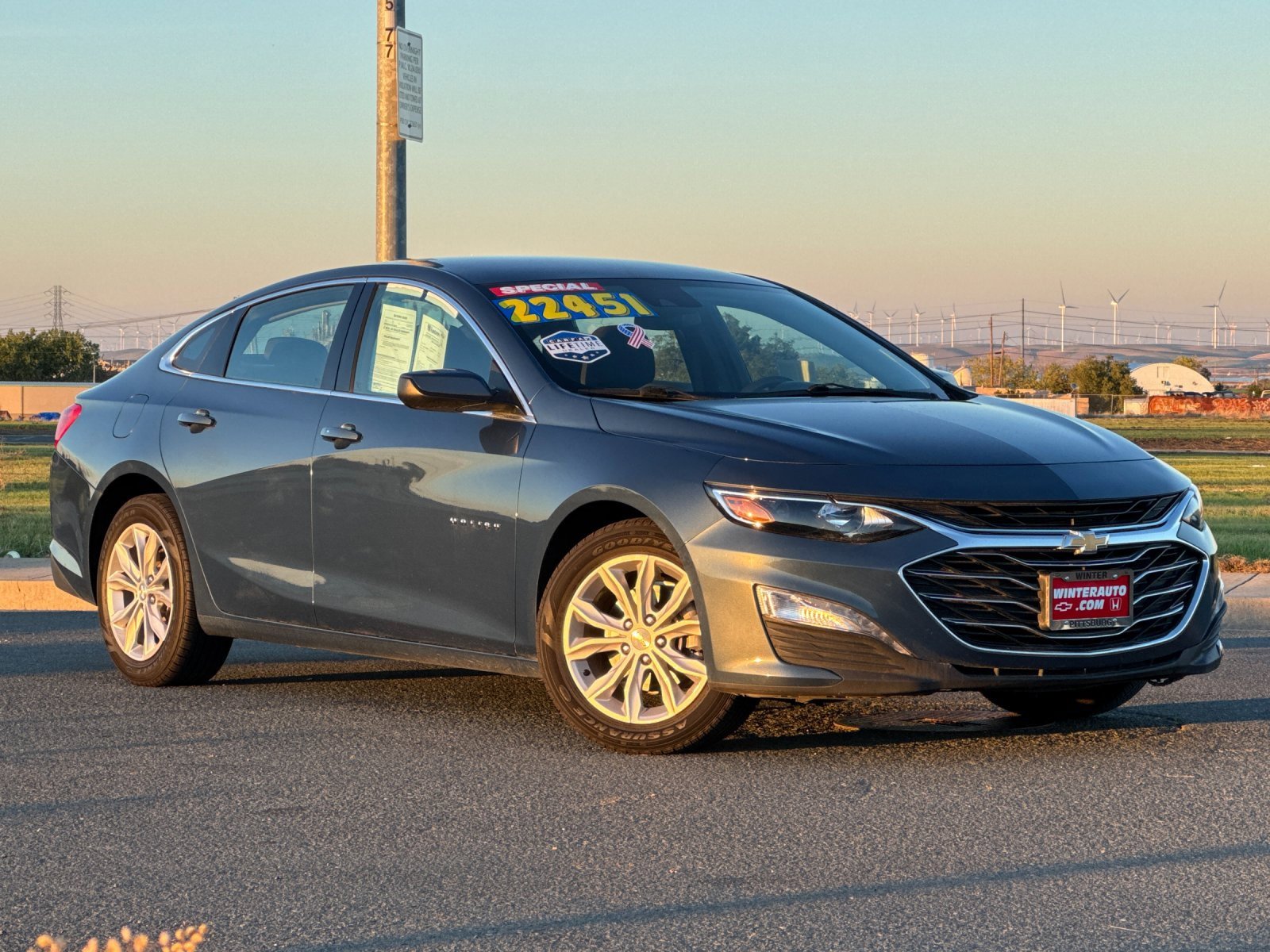 Used 2024 Chevrolet Malibu LT image 2