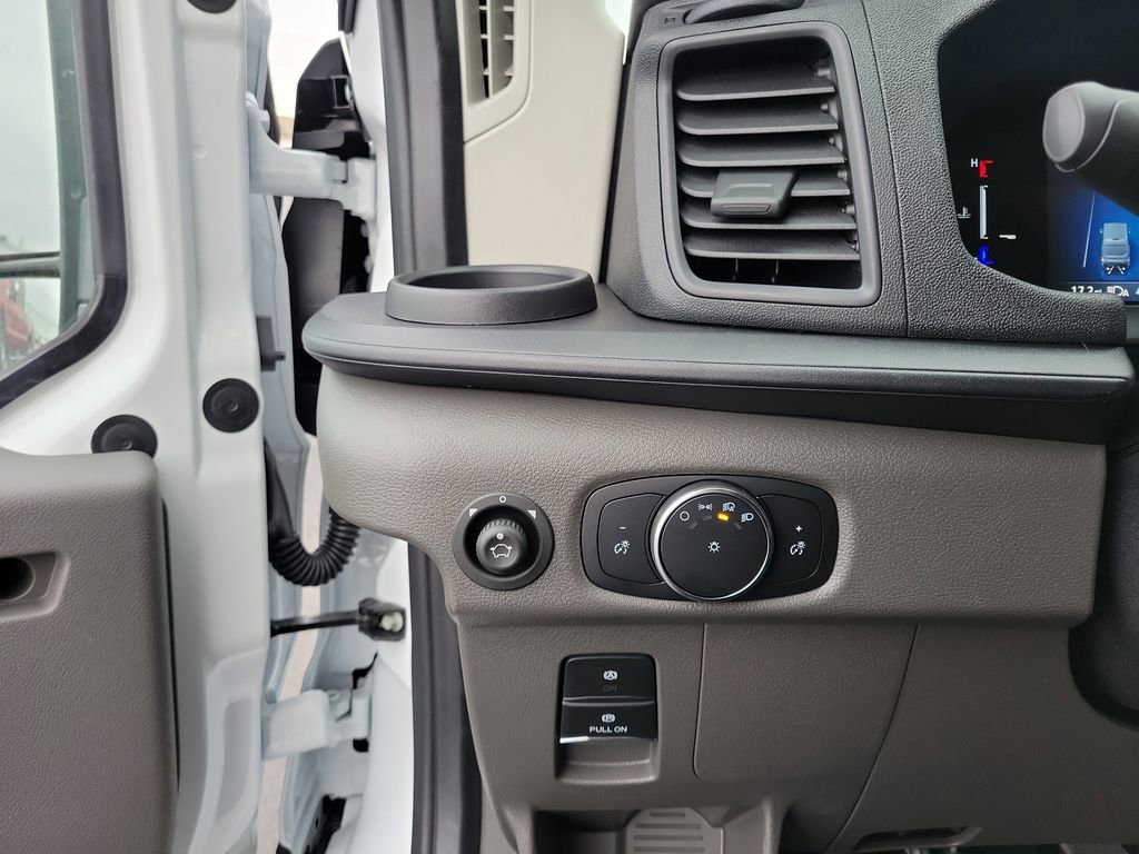 New 2026 Ford Transit 250 148 Medium Roof image 23