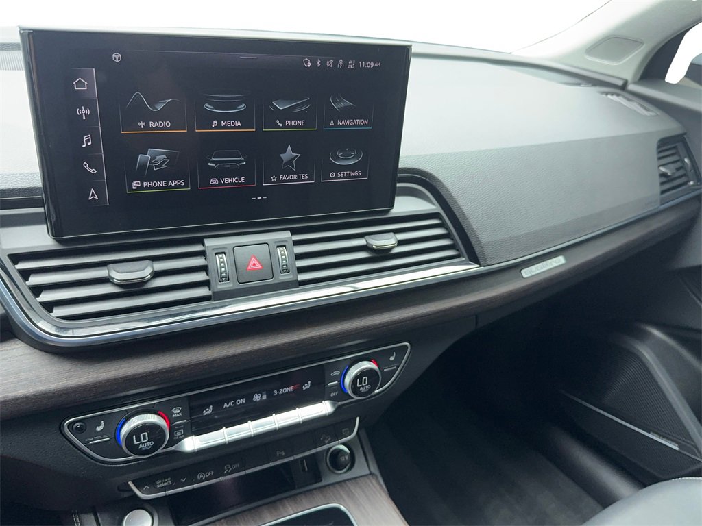 Used 2022 Audi Q5 2.0T Premium Plus w/ Premium Plus Package image 23