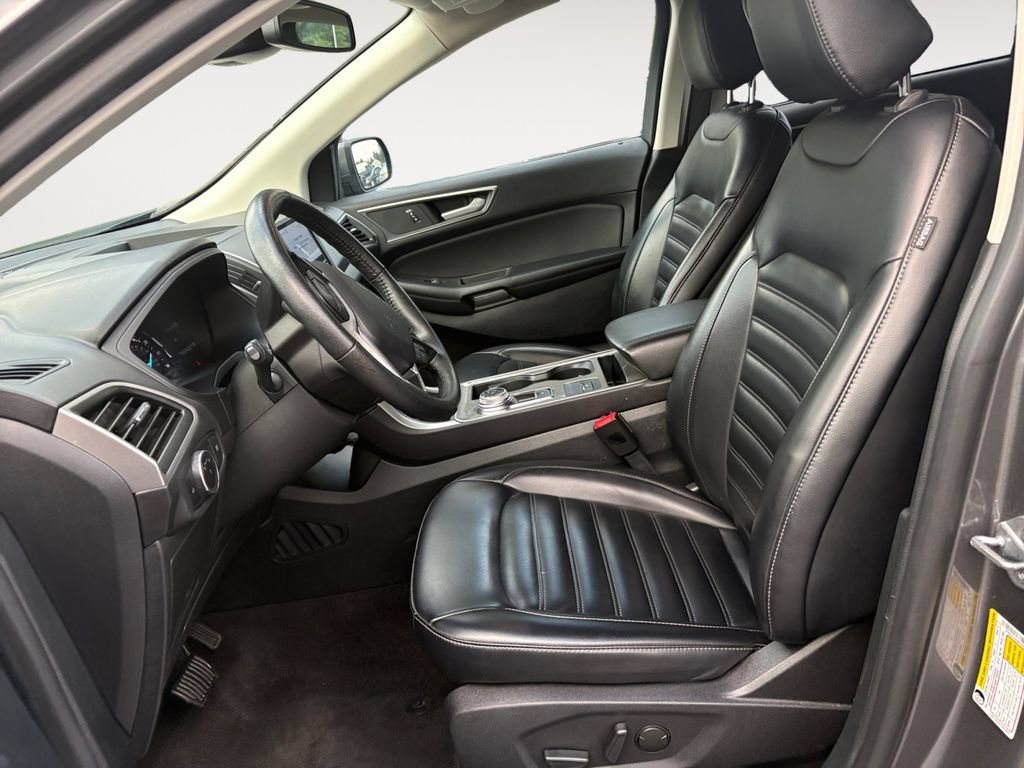 Used 2024 Ford Edge SEL AWD/4WD image 9