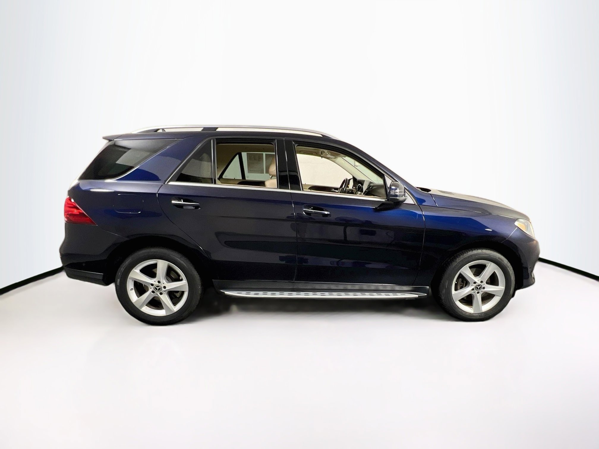 Used 2018 Mercedes-Benz GLE 350 4MATIC image 4
