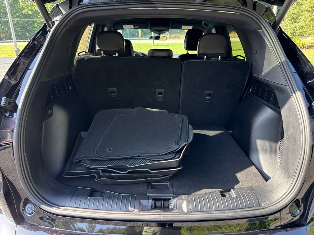 Used 2024 Ford Escape ST-Line w/ Tech Pack #1 FWD image 29