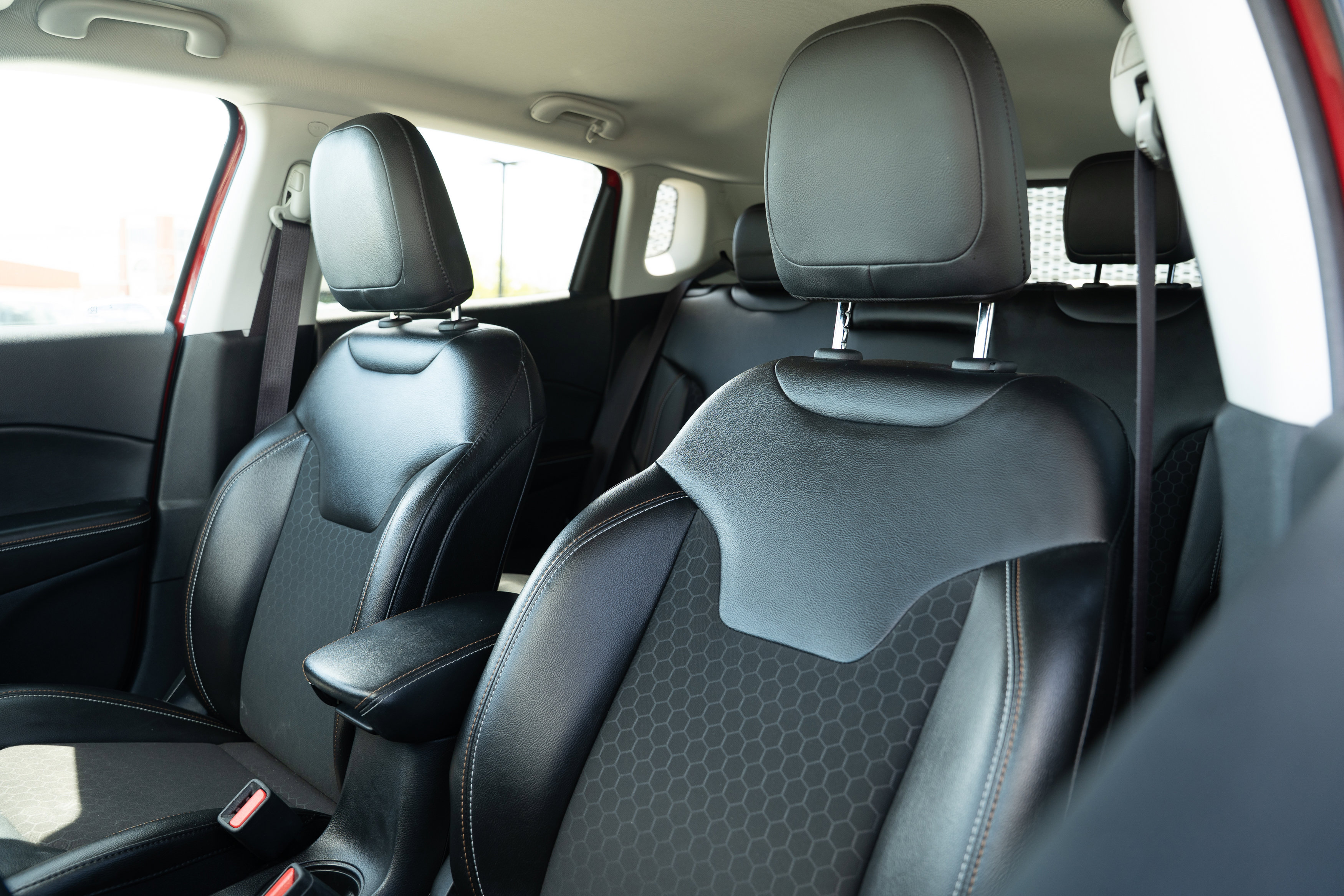 Used 2021 Jeep Compass Latitude w/ Convenience Group AWD/4WD image 21