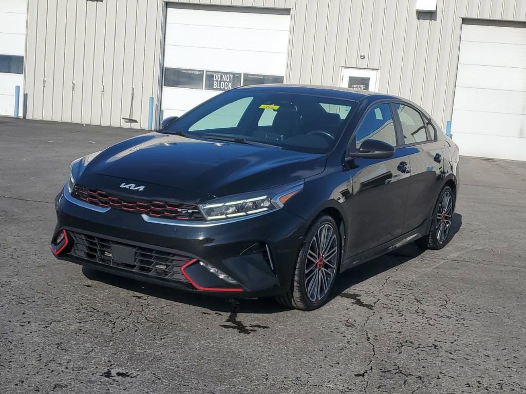 Used 2022 Kia Forte GT w/ GT2 Package image 3