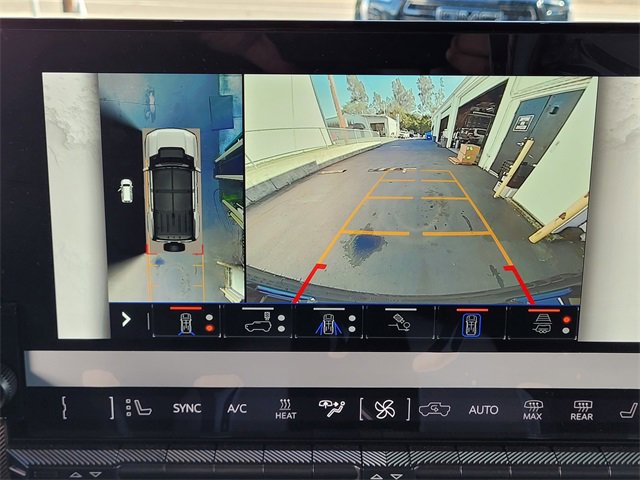 Used 2024 GMC Hummer EV 2X image 12