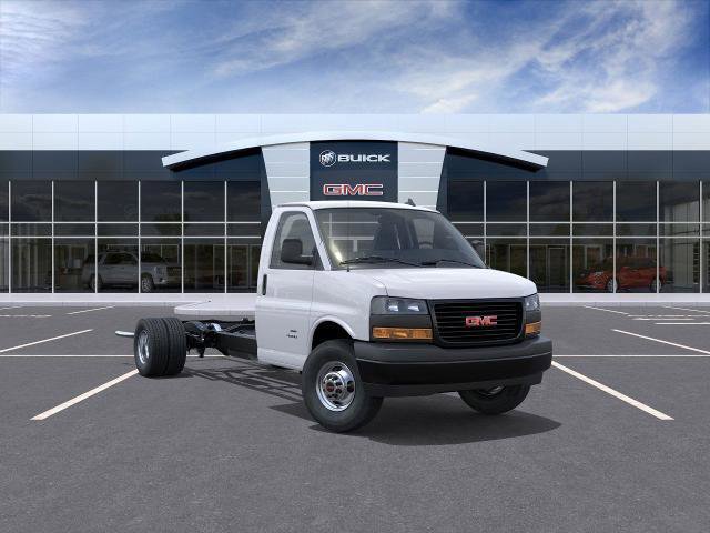 New 2025 GMC Savana 3500 Extended w/ Power Convenience Package