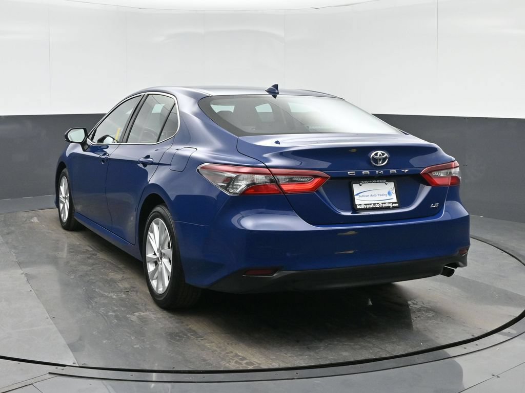 Used 2024 Toyota Camry LE FWD image 5