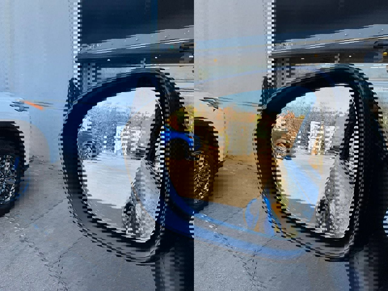 Used 2025 Nissan Rogue SV image 19