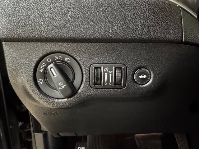 Used 2019 Dodge Charger GT w/ Blacktop Package image 10