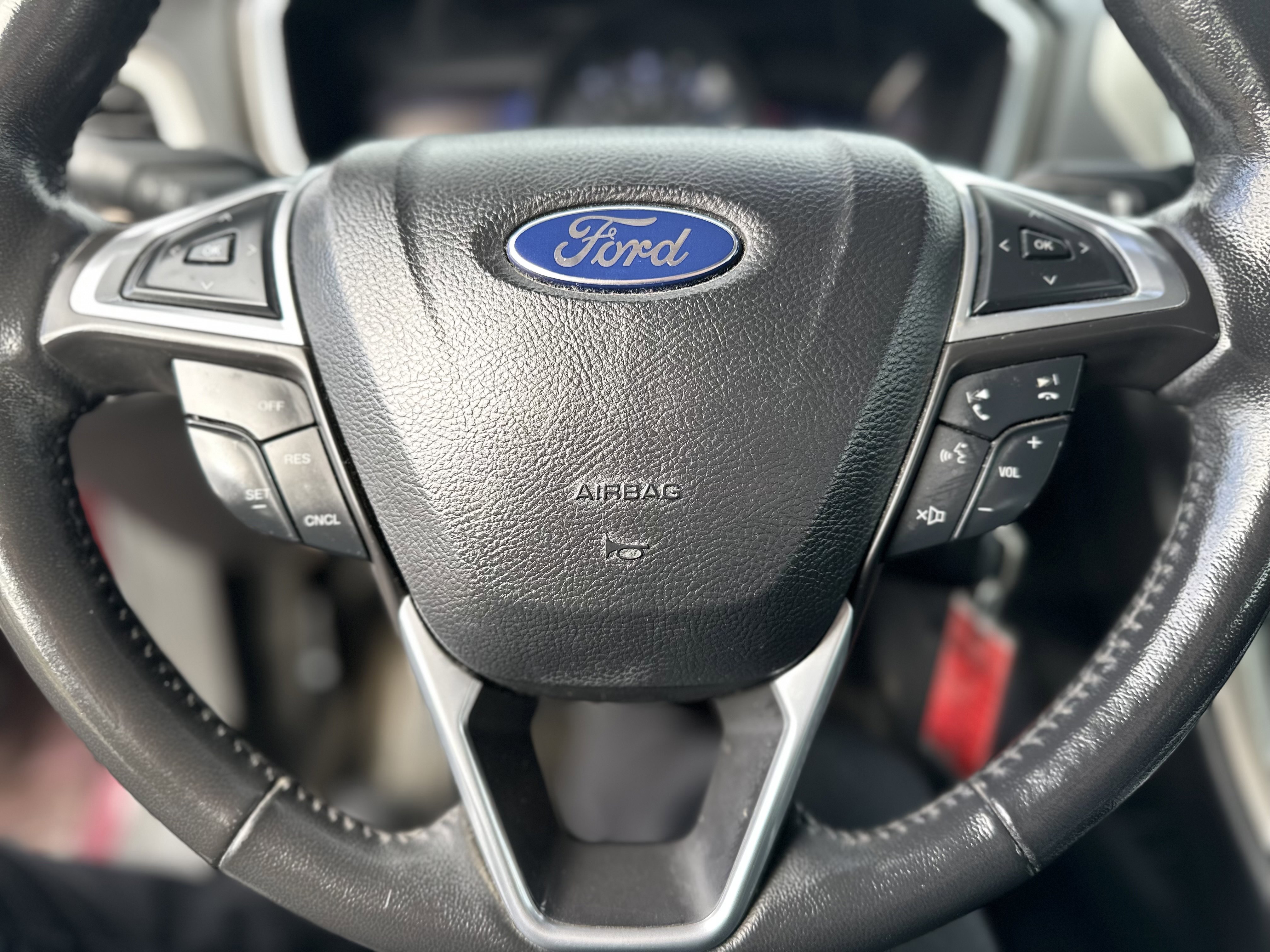 Used 2013 Ford Fusion SE image 16