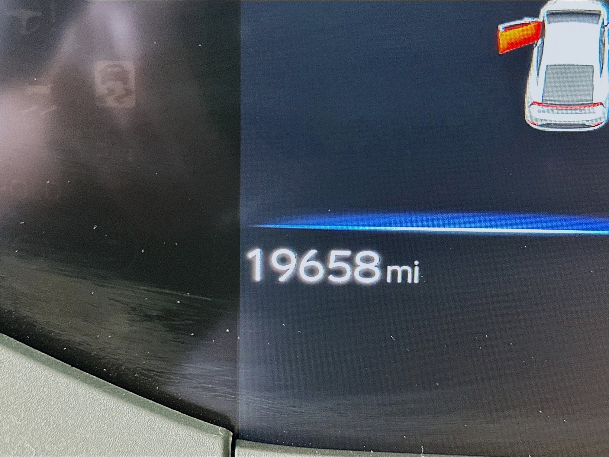 Used 2024 Toyota Prius LE image 19