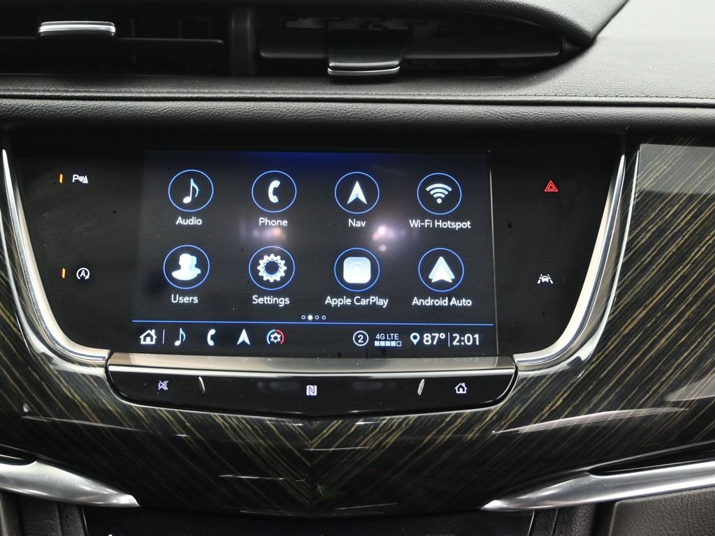 Used 2020 Cadillac XT6 Premium Luxury AWD/4WD image 17